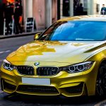 BMW color amarillo